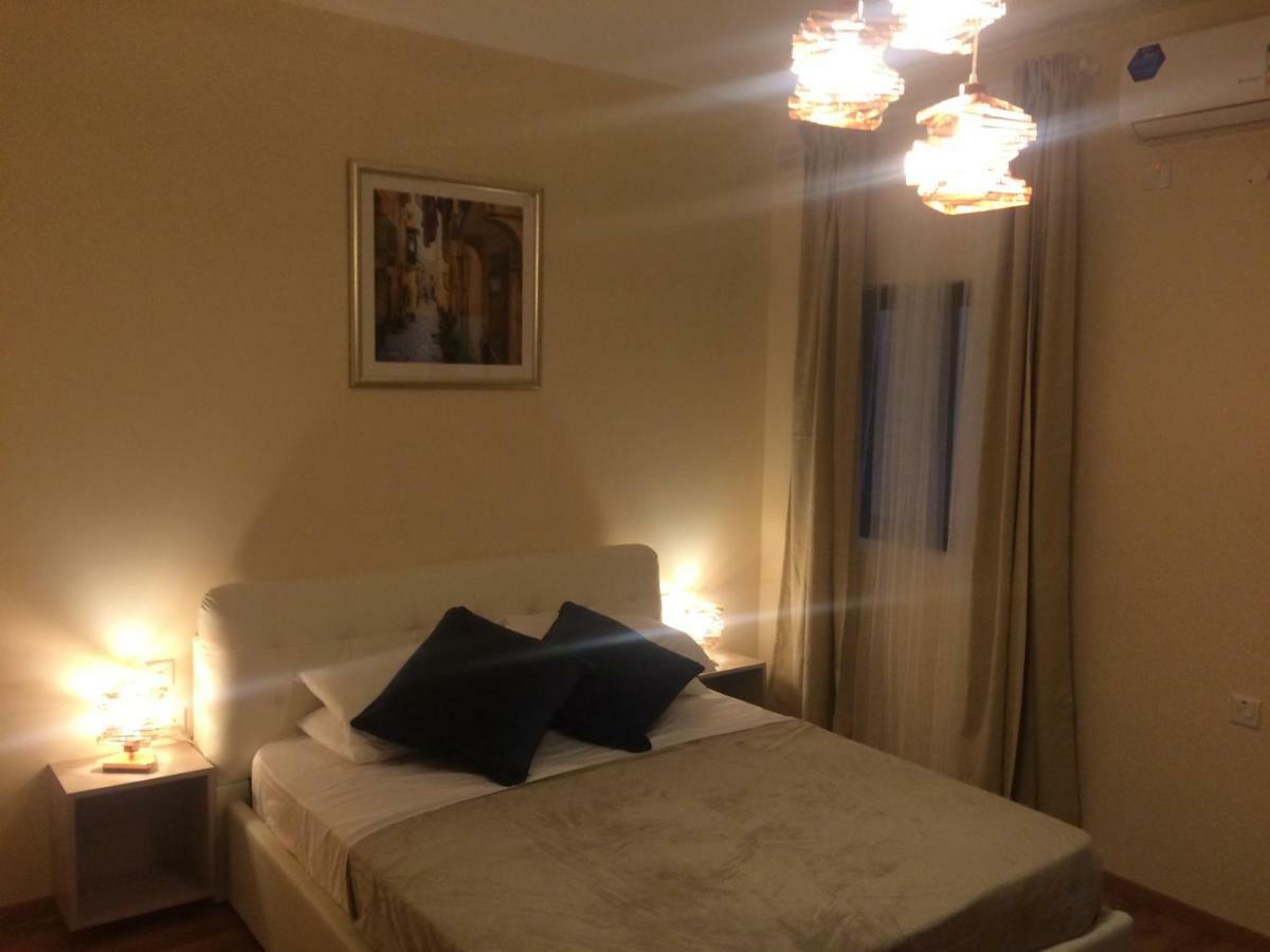 Higlander Apartments Mellieħa Eksteriør billede